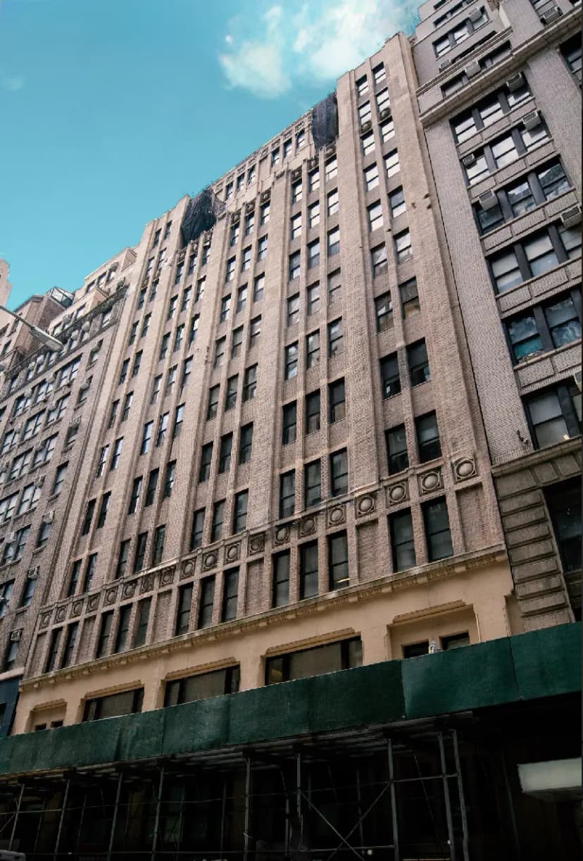 256 West 38th Street - Gallery Image 4