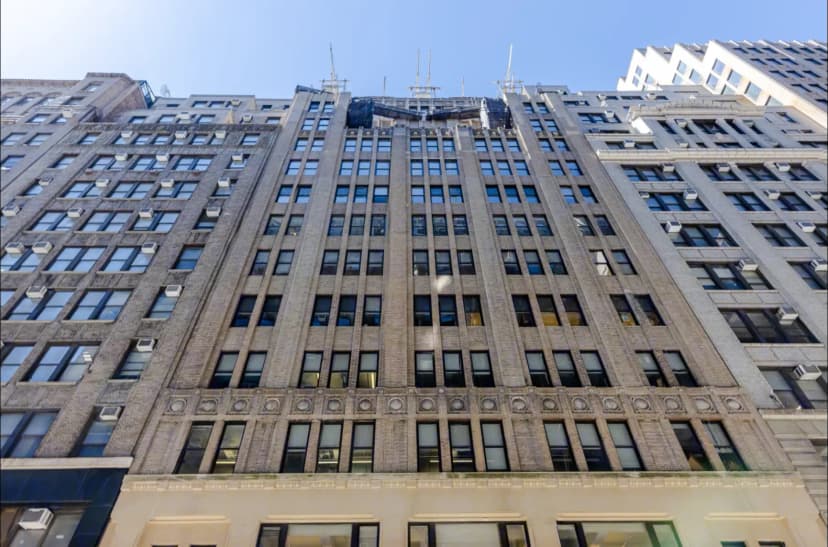 256 West 38th Street - Gallery Image 8