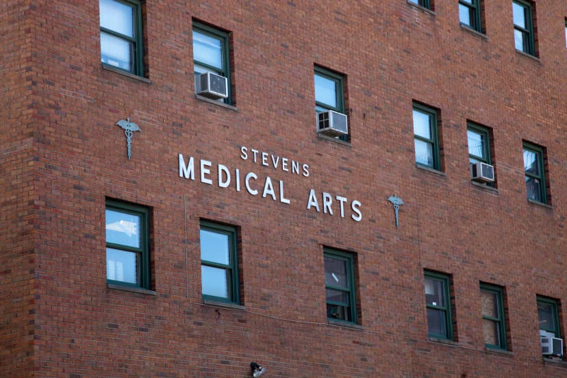 105 Stevens Avenue - Gallery Image 1
