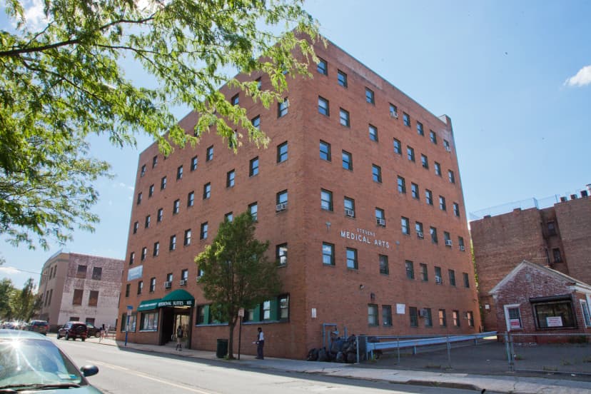 105 Stevens Avenue - Gallery Image 3