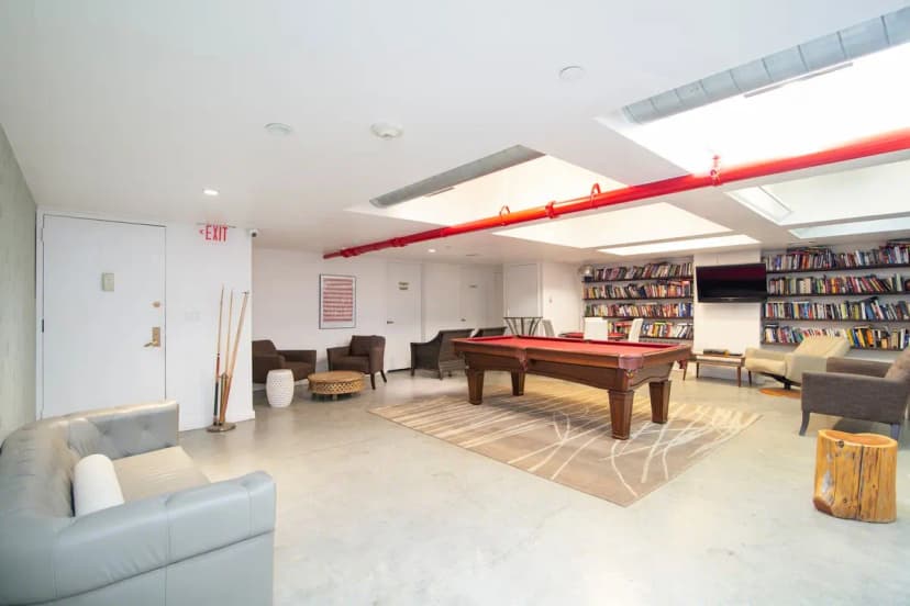 Chelsea Grande - Gallery Image 9